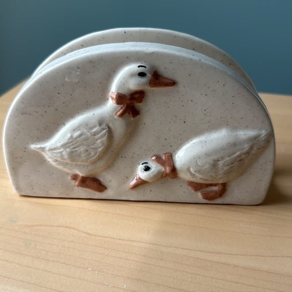 Vintage ceramic Creamer & Napkin Holder set ducks - Picture 3 of 13